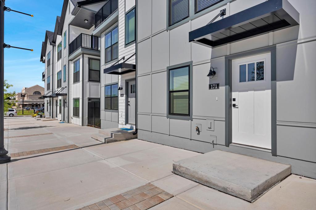 169 Barstow Place, Lot 70 — Townhome entrance