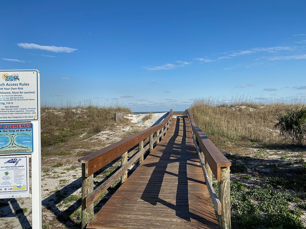A glimpse of Neptune Beach